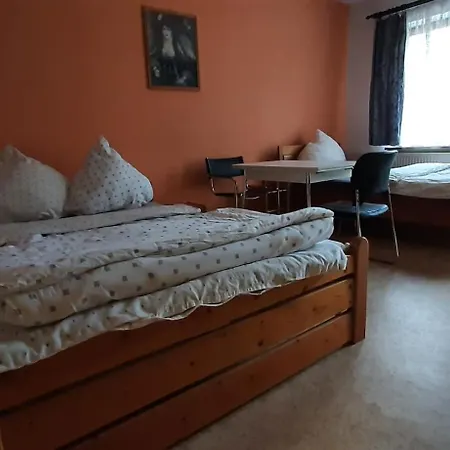 Πανσιόν Doppelzimmer Fuer 2 Personen *